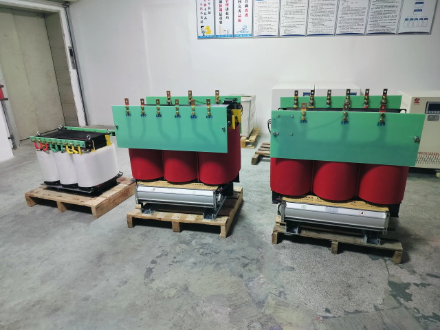 根河KS11-1000KVA矿用变压器